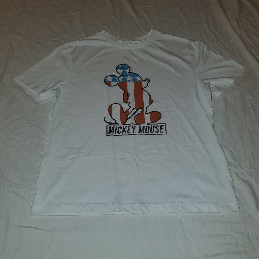 Disney Mickey Mouse USA Patriotic White TShirt